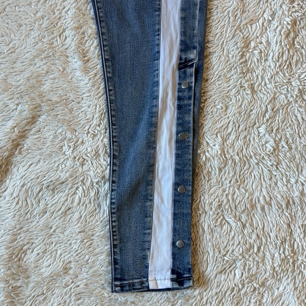 Hayden Stretch Snap Contrast Panel Jeans Size Small - Picture 6 of 15